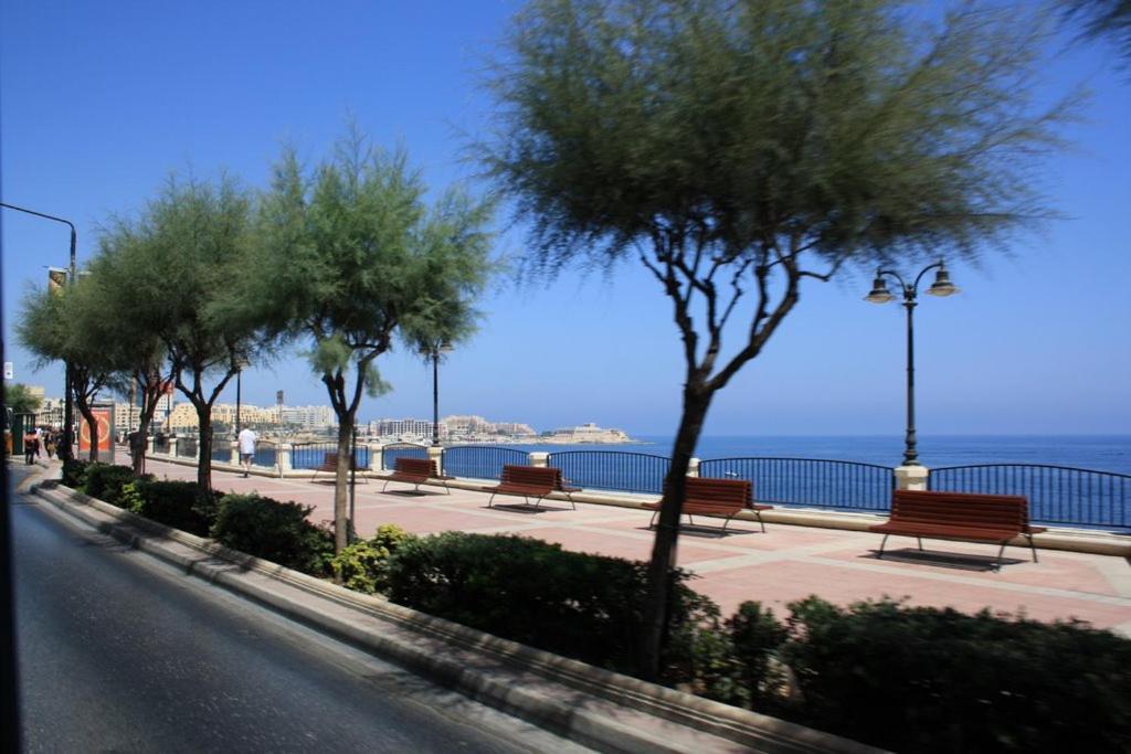 Luxury 3Br Apartment With Marina Views Gzira Exterior foto